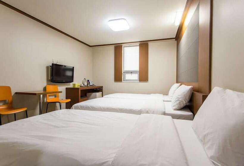 Номер Стандарт Трехместный, Incheon Airtel