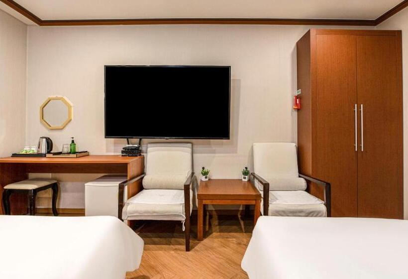 Номер Deluxe, Incheon Airtel