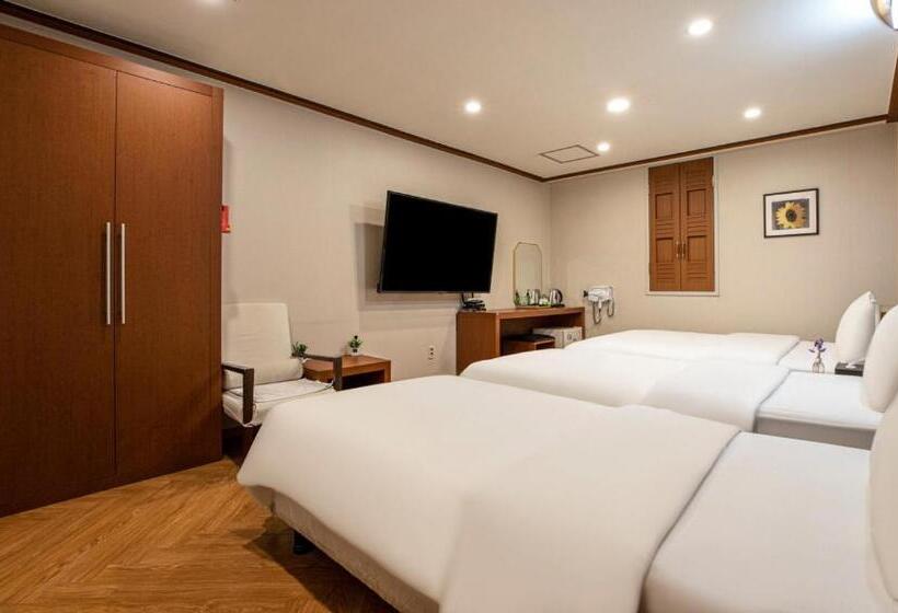 Семейный Номер Deluxe, Incheon Airtel