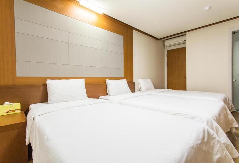 Номер Стандарт Трехместный, Incheon Airtel