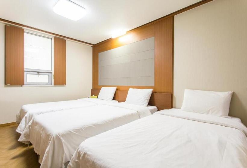 Номер Стандарт Трехместный, Incheon Airtel