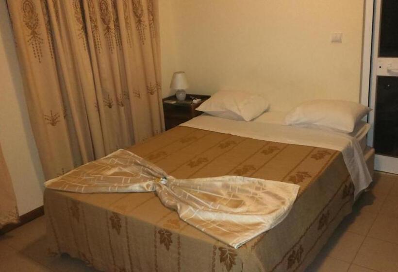 اتاق استاندارد, Lazareto