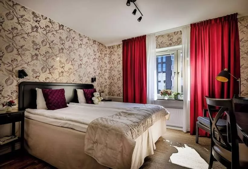 اتاق استاندارد, Corner Hotel