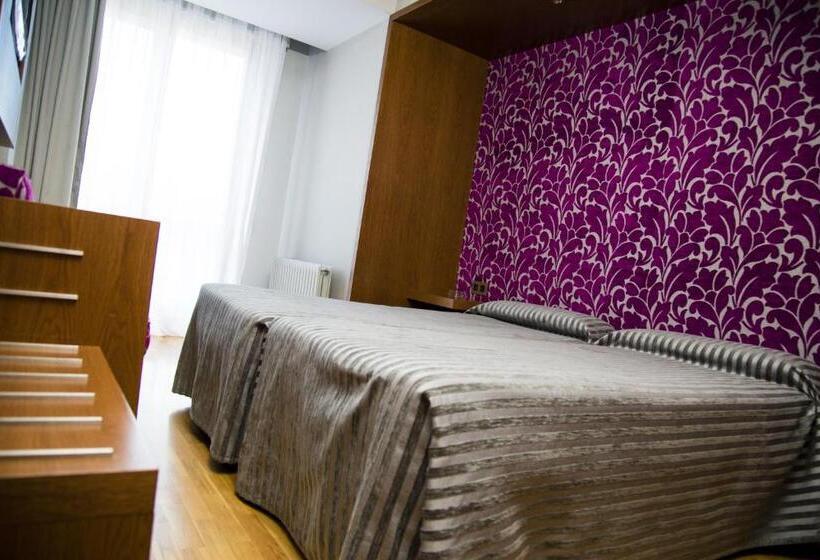 اتاق استاندارد, Los Braseros