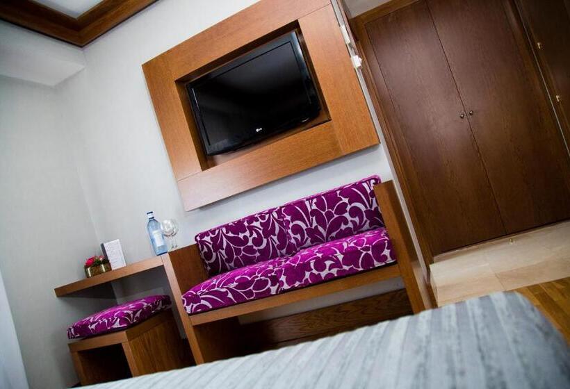 اتاق استاندارد, Los Braseros