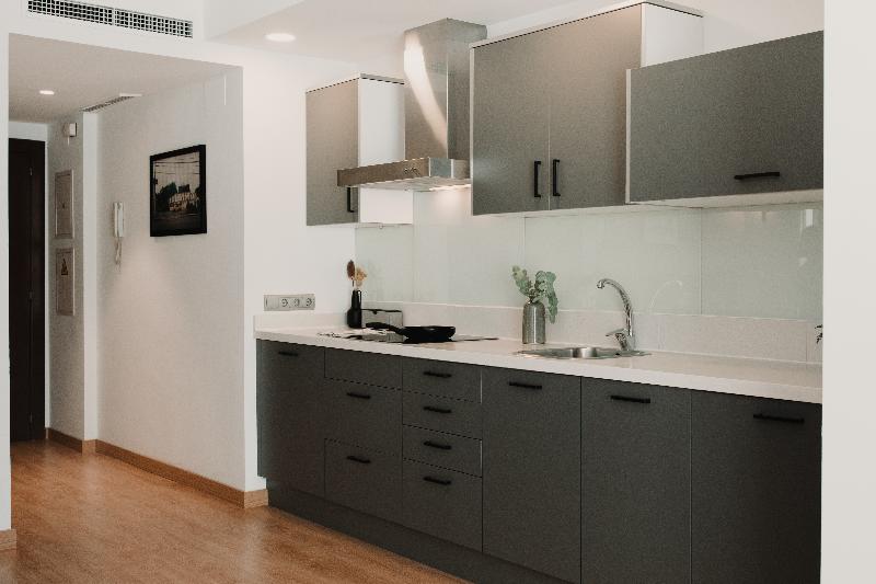 Апартаменты 1 Спальня, Parker The Urban Flats