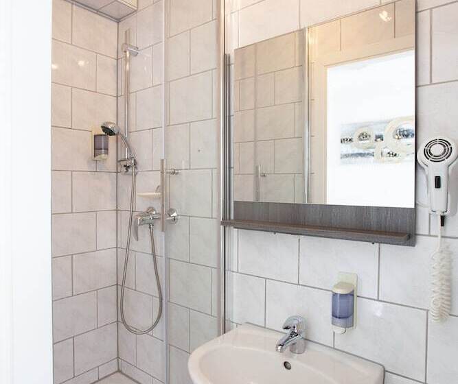 经济房, Relax Hotel & Spa Stuttgart