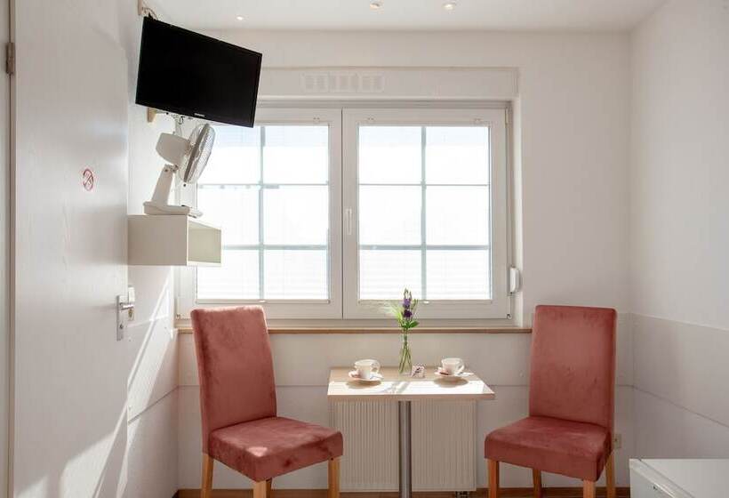 اتاق اکونومی, Relax Hotel & Spa Stuttgart