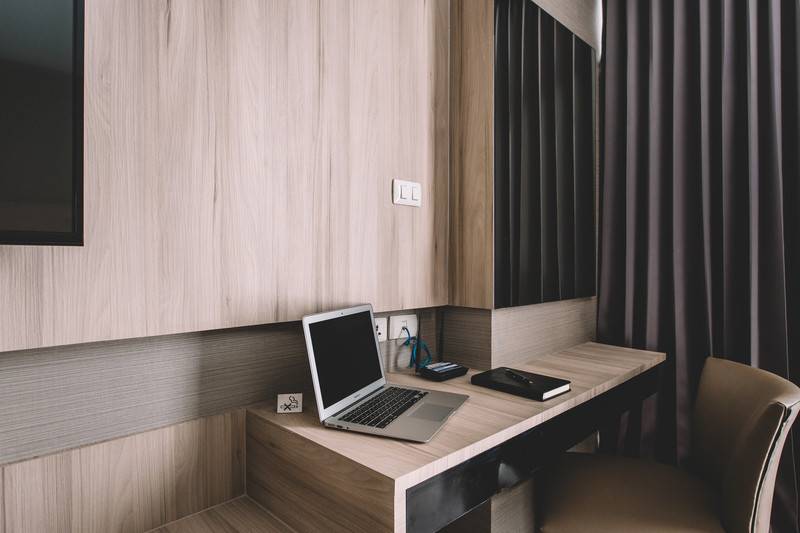 استودیوی استاندارد, Adelphi Suites Bangkok