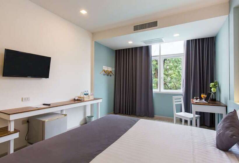 غرفة قياسية, At The Train  Chiangmai