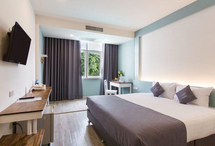 标准间, At The Train  Chiangmai