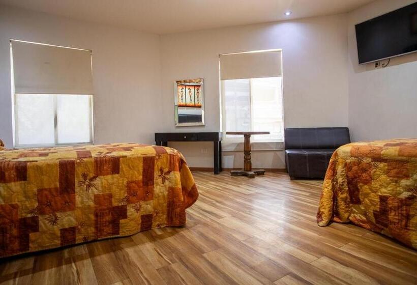 Номер Стандарт, Colonial