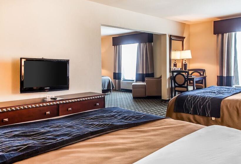 جناح, Comfort Inn & Suites