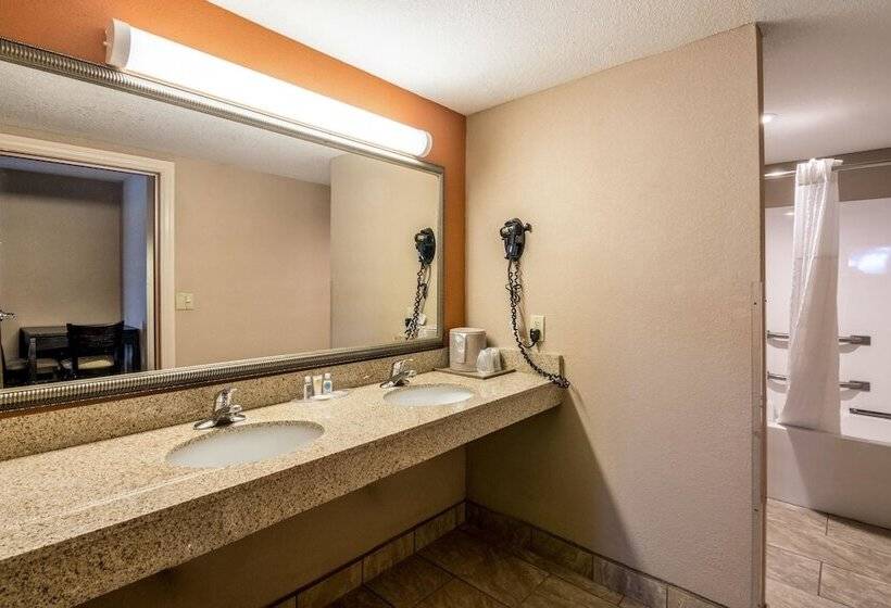 スイート, Comfort Suites