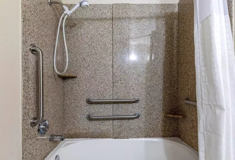 سوئیت برای معلولان, Comfort Suites Shreveport West I20
