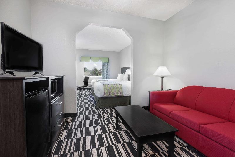 Президентский Люкс, Holiday Inn Express And Suites Sulphur Springs By Ihg