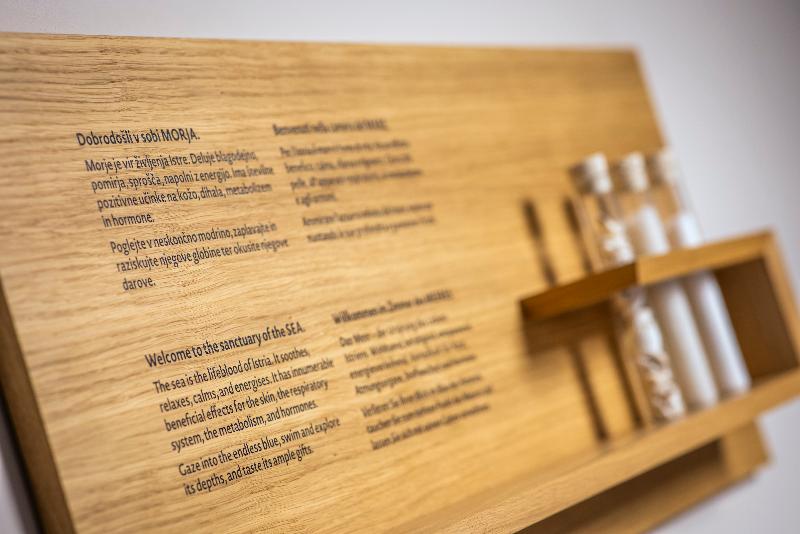 スタンダードルーム, De Cerva