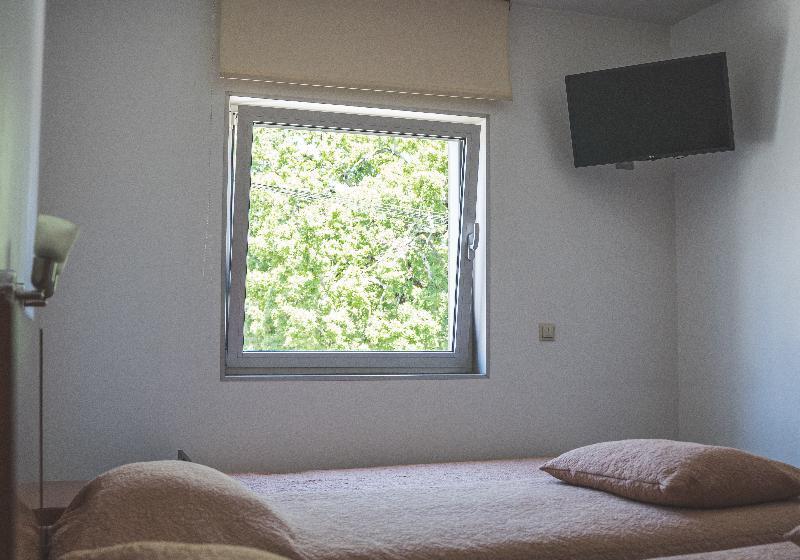 スタンダードルーム, De Cerva