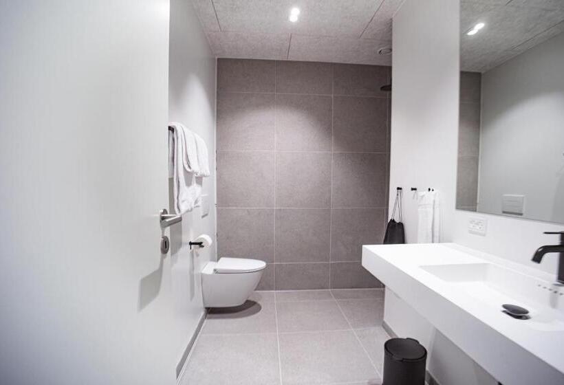 סוויטה נוף לים, Djurhuus