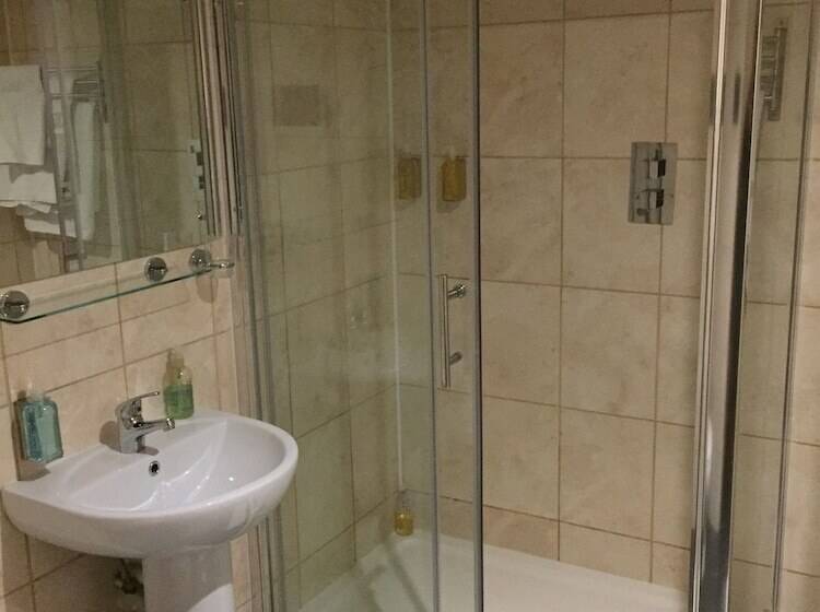 스탠다드 룸, Edinburgh House