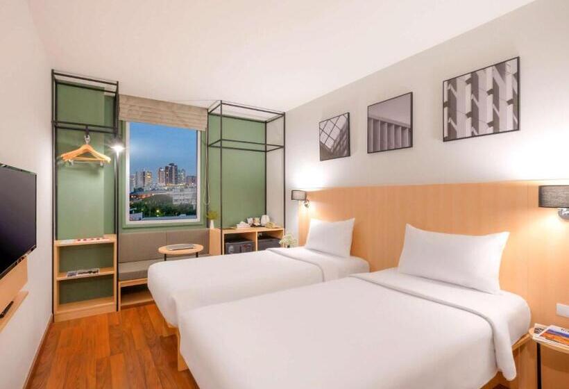 Quarto Superior, Ibis Bangkok Sathorn