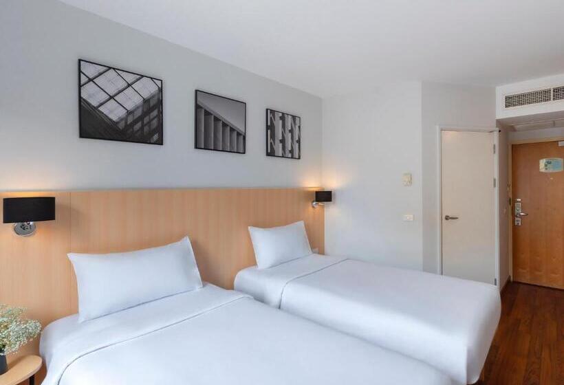 Quarto Superior, Ibis Bangkok Sathorn