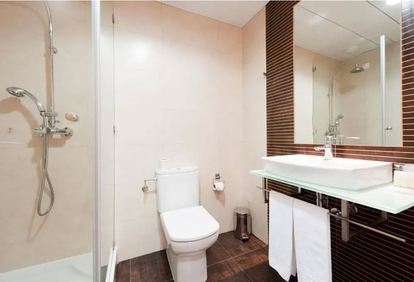 غرفة قياسية إطلالة جانبية علي البحر, Mar E Sol & Spa