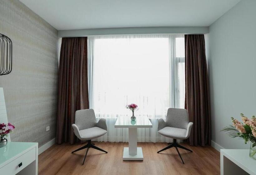 2 Bedroom Suite, Nova Plaza Orion