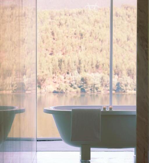 Superior suite with river view, Octant Douro