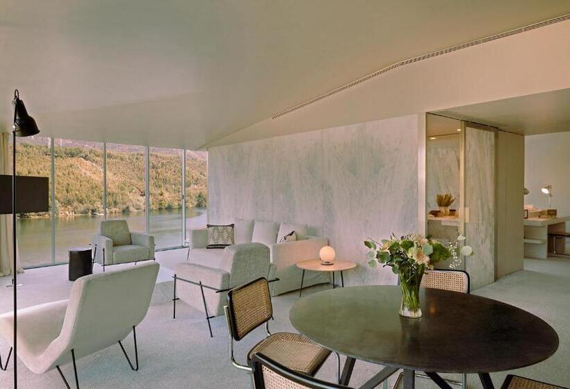 Superior suite with river view, Octant Douro