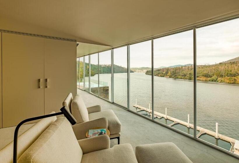 Superior suite with river view, Octant Douro