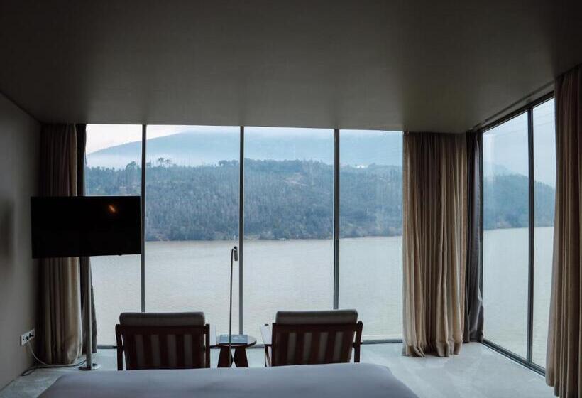 Номер Superior, Octant Douro