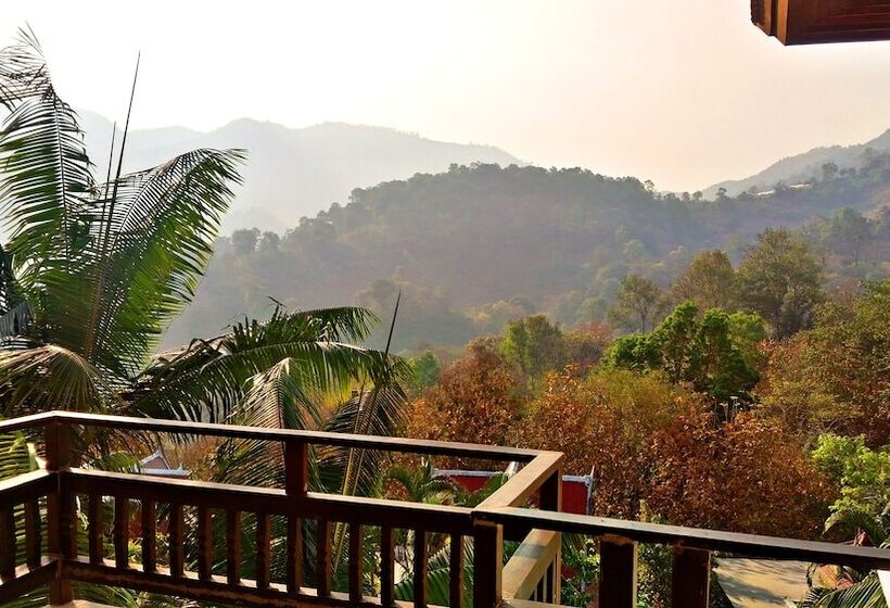 Полулюкс, Panviman Chiang Mai Spa Resort