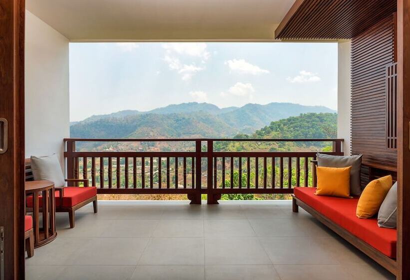 Полулюкс, Panviman Chiang Mai Spa Resort