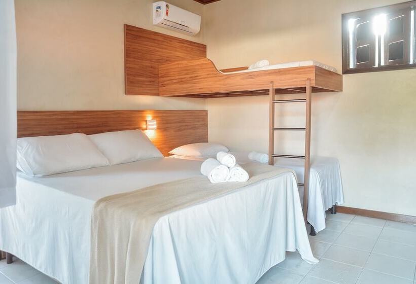 غرفة قياسية رباعية, Pousada Da Praça