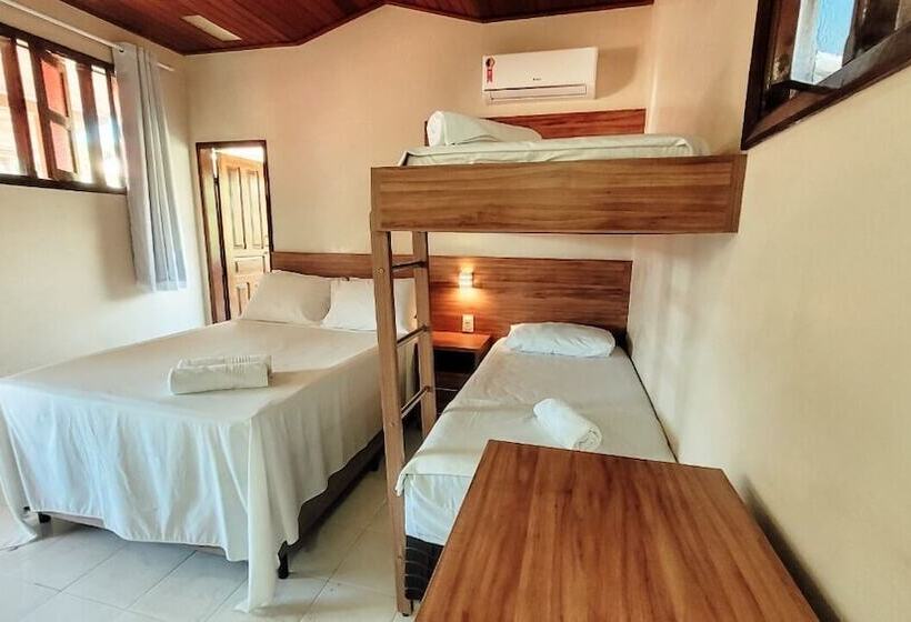 غرفة قياسية رباعية, Pousada Da Praça