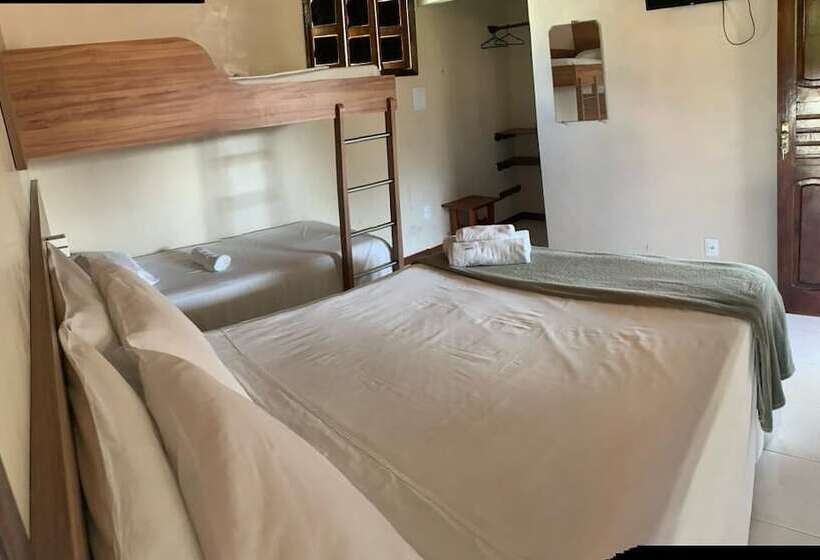 غرفة قياسية رباعية, Pousada Da Praça