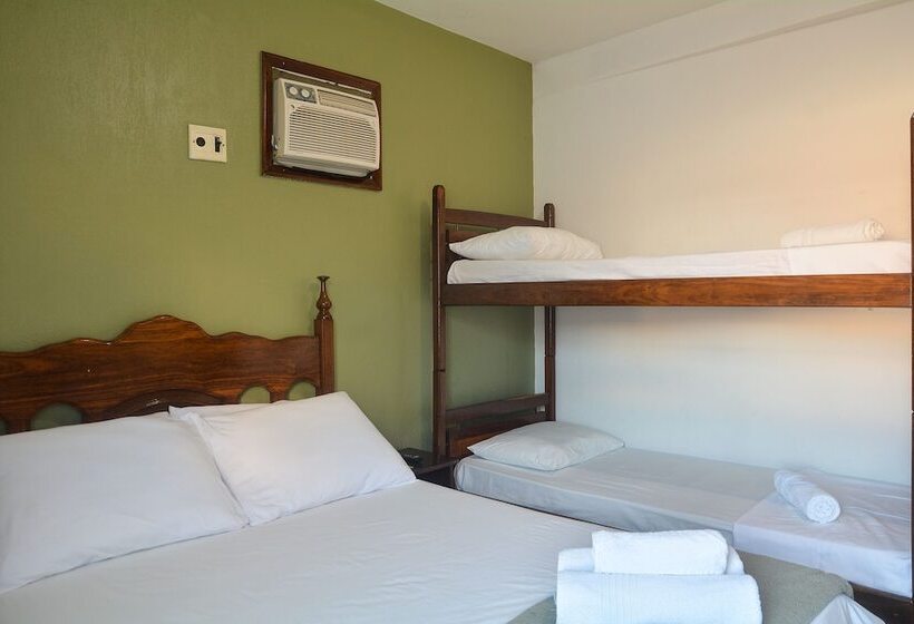 غرفة قياسية رباعية, Pousada Da Praça