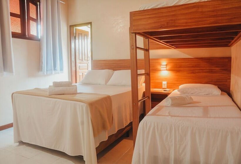 غرفة قياسية رباعية, Pousada Da Praça