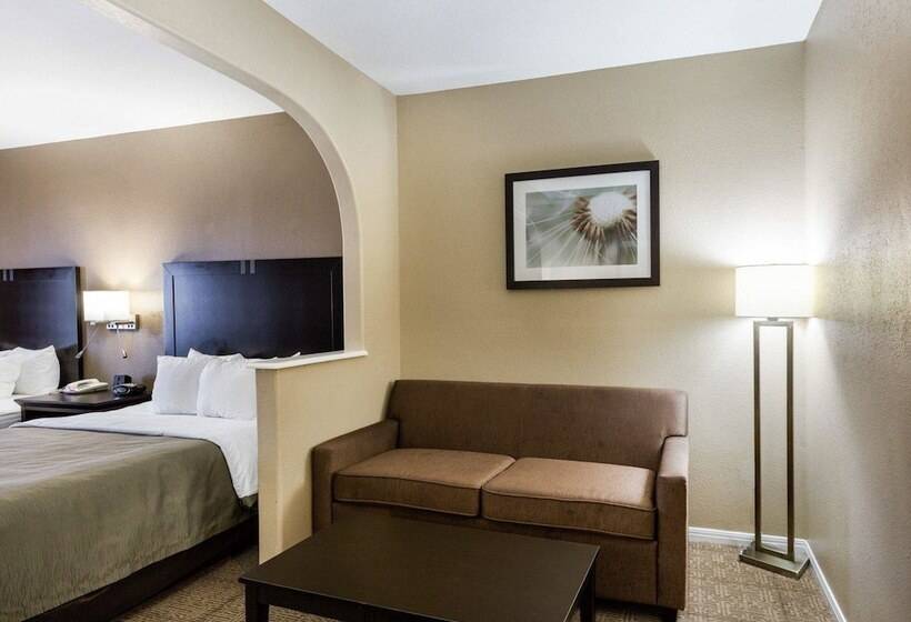 스위트, Quality Suites Houston Nw Cyfair