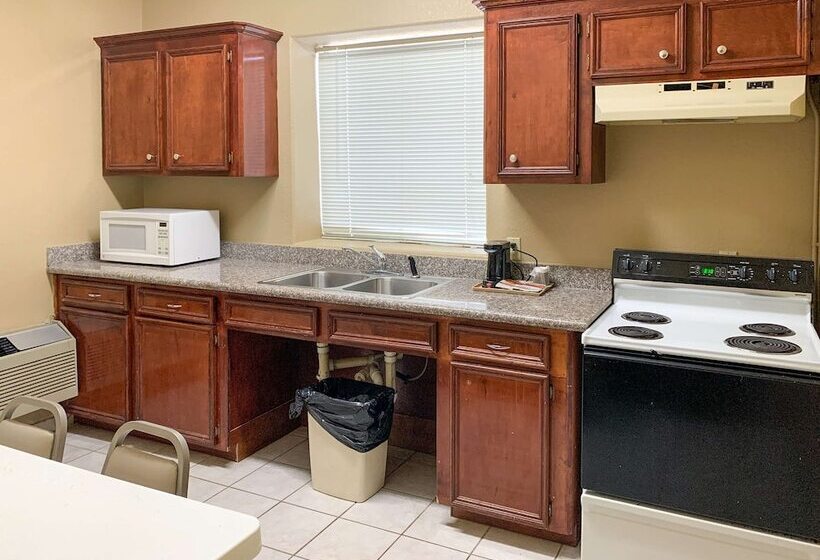 스위트, Quality Suites Houston Nw Cyfair