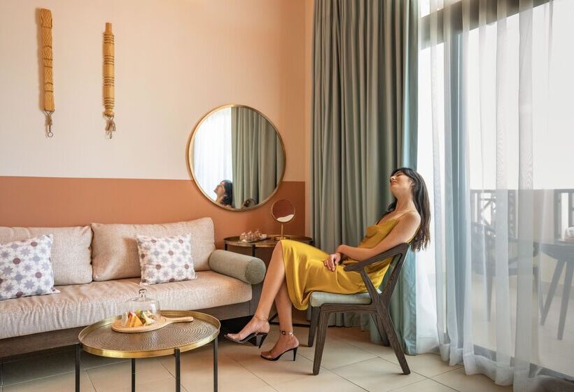 اتاق استاندارد با تخت بزرگ, The Cove Rotana Resort Ras Al Khaimah