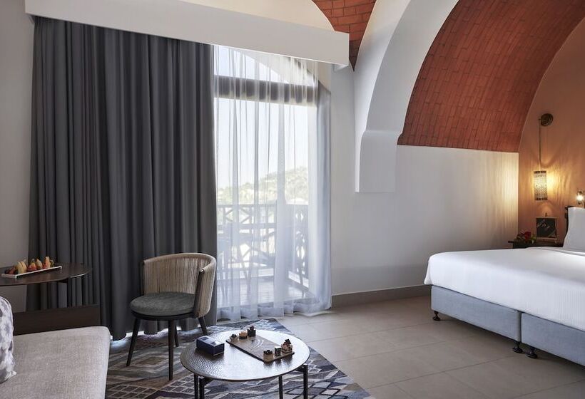 اتاق استاندارد با تخت بزرگ, The Cove Rotana Resort Ras Al Khaimah