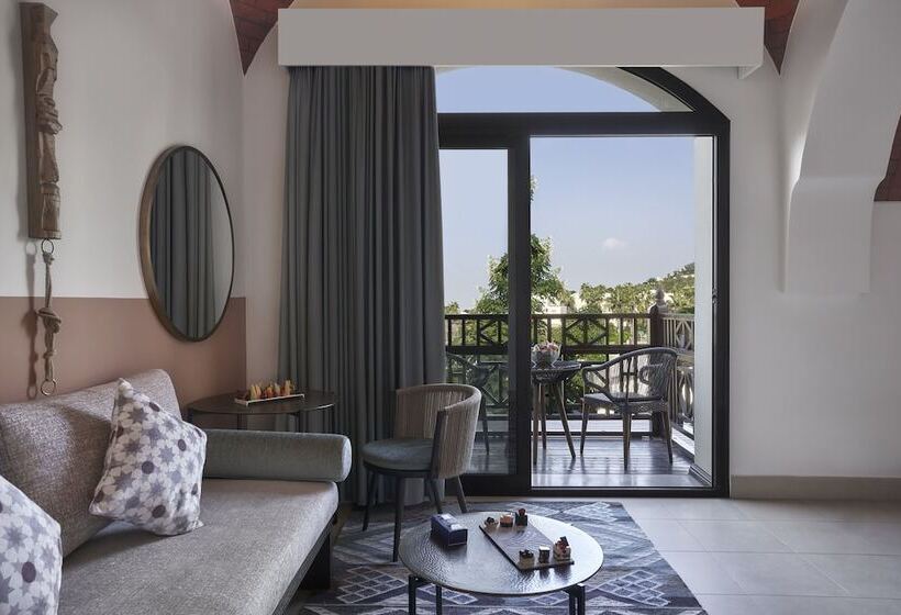 اتاق استاندارد با تخت بزرگ, The Cove Rotana Resort Ras Al Khaimah