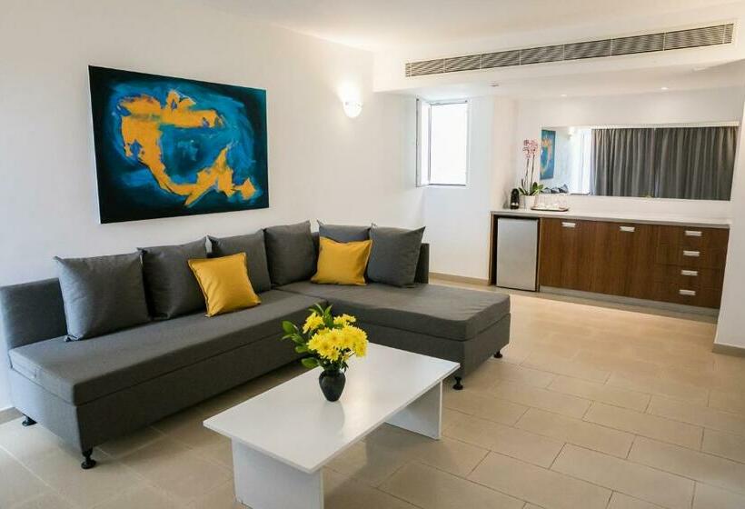 Family Suite, Theo Sunset Bay