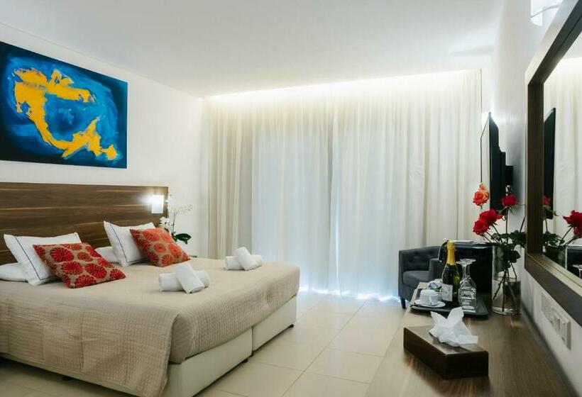 スタンダードルーム, Theo Sunset Bay