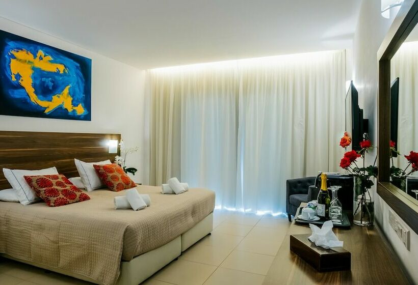 スタンダードルーム, Theo Sunset Bay