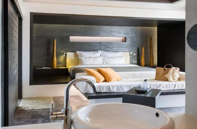 ویلای 2 خوابه, Tolani Resort Koh Samui