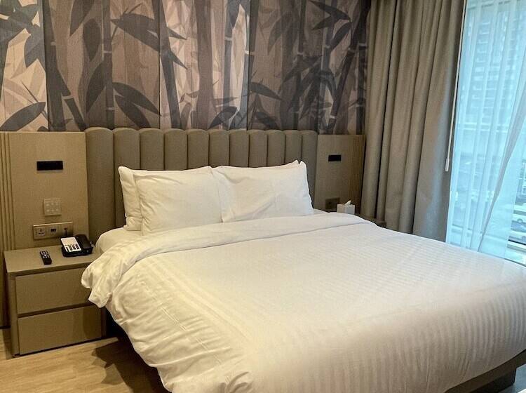 Люкс 2 Спальни, Residence Inn By Marriott Sheikh Zayed Road, Dubai