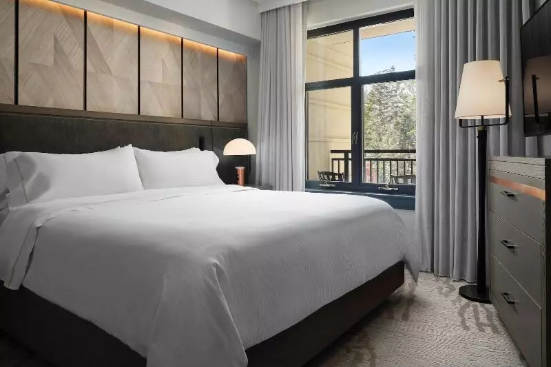 スイート, The Westin Monache Resort, Mammoth